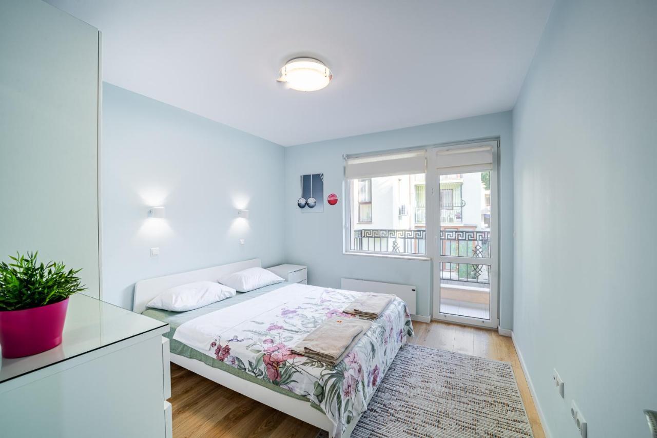 Colibri Central Apartment Varna ภายนอก รูปภาพ